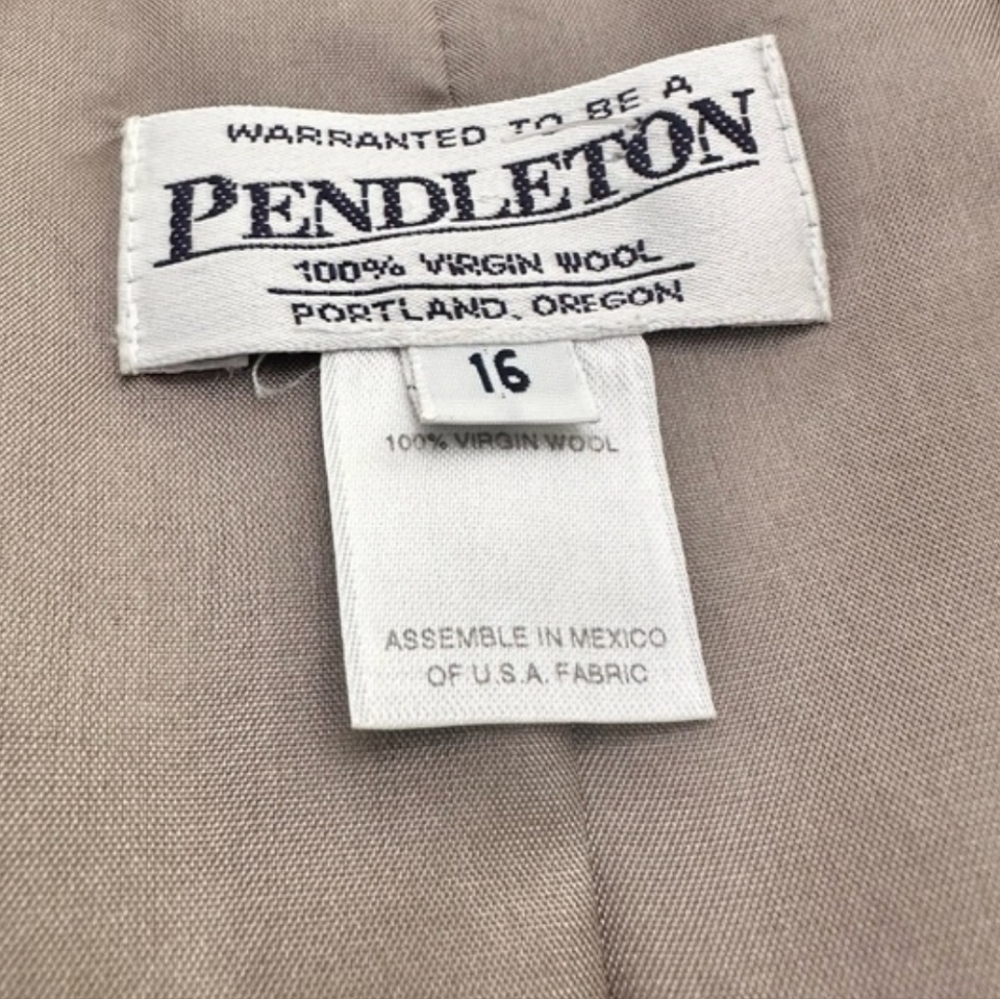Pendleton 100% Virgin Wool Fully Lined Classic Bl… - image 4